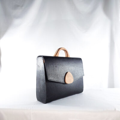 ABA BRIEF BAG IN TEXTURED BLACK