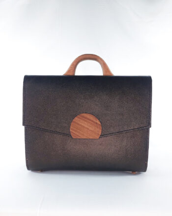 ABA BRIEF BAG IN BLACK AND RED GRAIN
