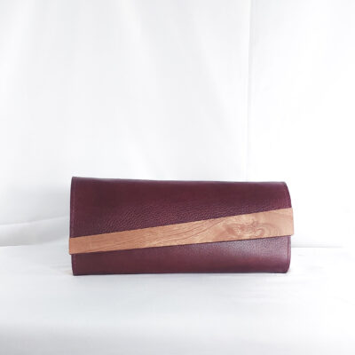 DZIFA MAXI CLUTCH IN BURGUNDY