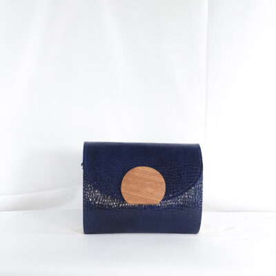 KLENAM CLUTCH IN MIDNIGHT BLUE