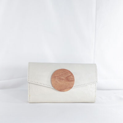 NANA AMA MEDIUM CLUTCH IN IVORY